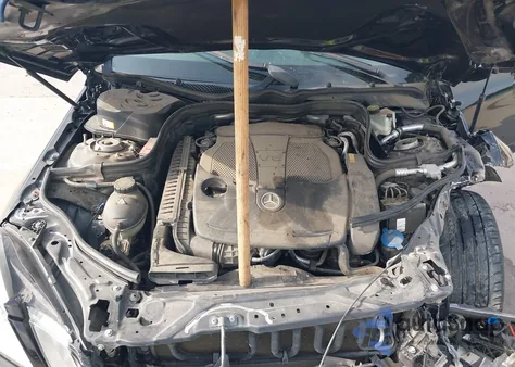 2013 Mercedes-Benz E 350 from USA, damaged, VIN WDDHF5KB1DA737095